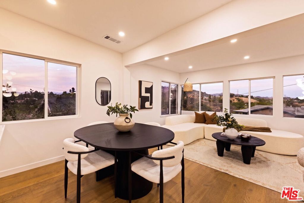 6837 Cahuenga Park Trail Property Photo 3
