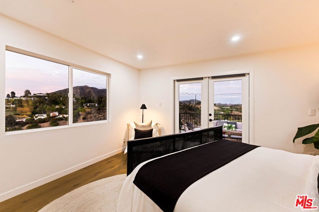 6837 Cahuenga Park Trail Property Photo 13