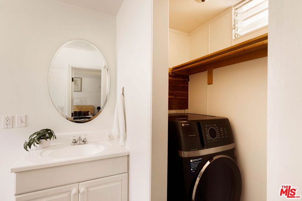 6837 Cahuenga Park Trail Property Photo 27