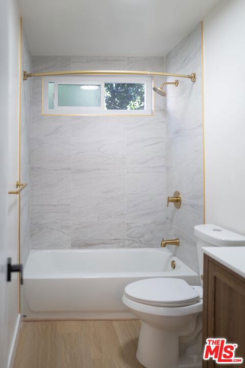 860 S Kingsley Drive 306 Property Photo 6