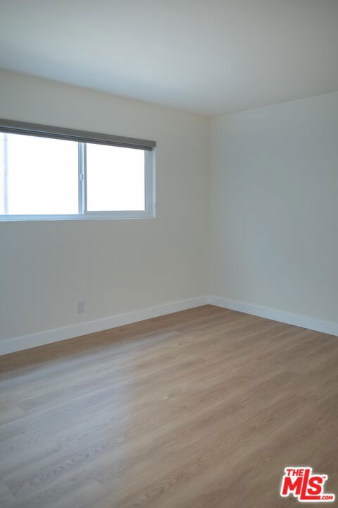 860 S Kingsley Drive 306 Property Photo 8