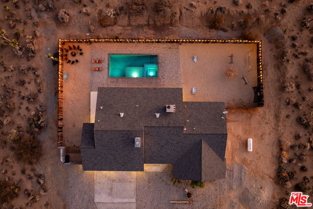 60789 Pueblo Trail Property Photo 5
