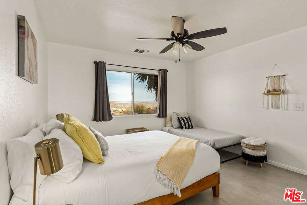 60789 Pueblo Trail Property Photo 47