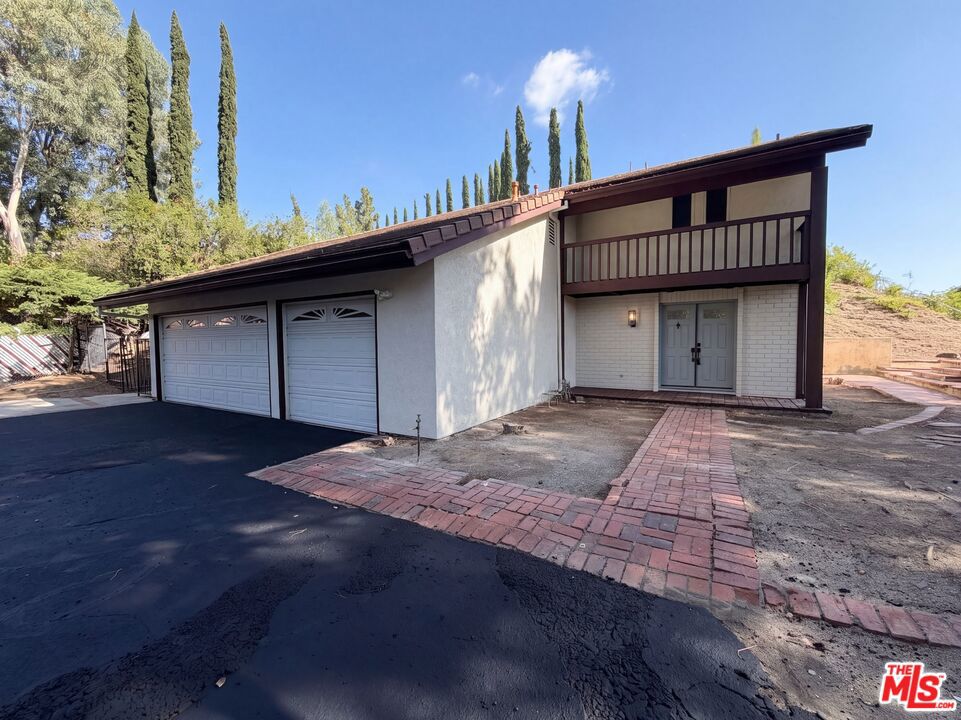 11569 Viking Avenue Property Photo