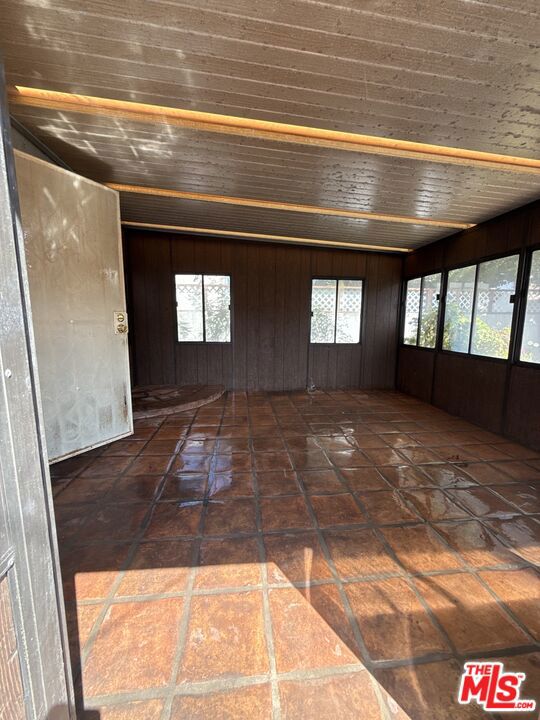 4150 5th Avenue Property Photo 12
