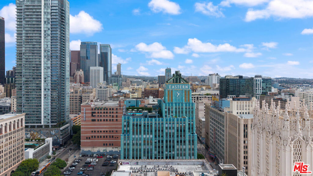 849 S Broadway M09 Property Photo 2