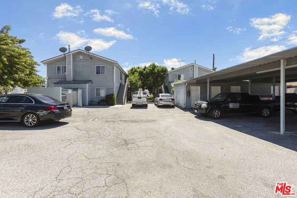11901 Valerio Street Property Photo 19