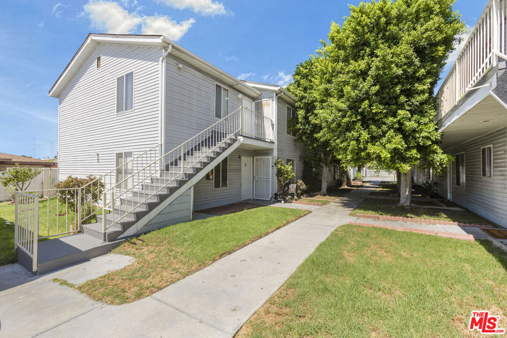 11901 Valerio Street Property Photo 21