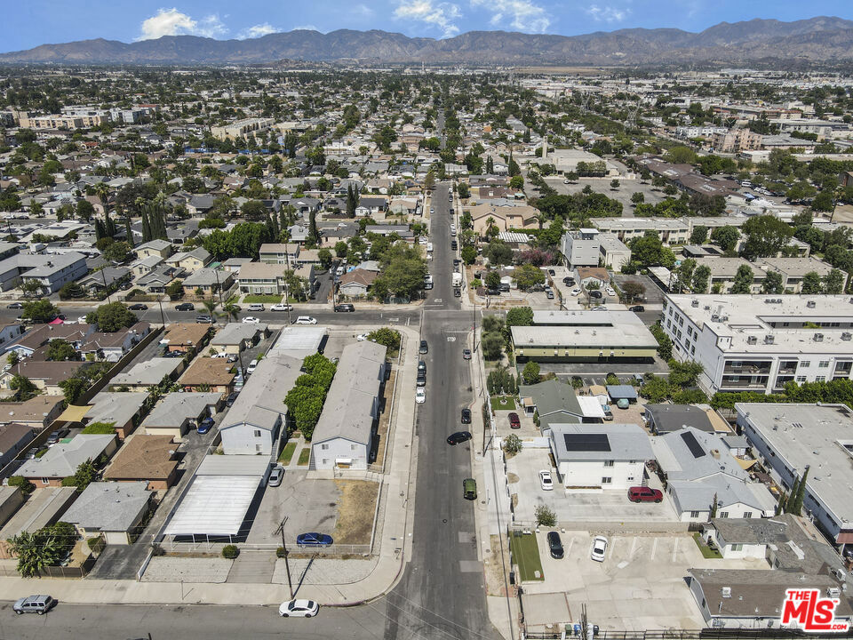 11901 Valerio Street Property Photo 27