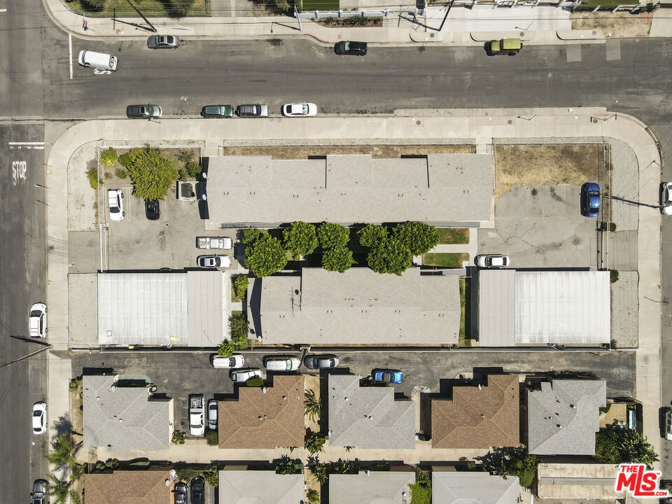 11901 Valerio Street Property Photo 29
