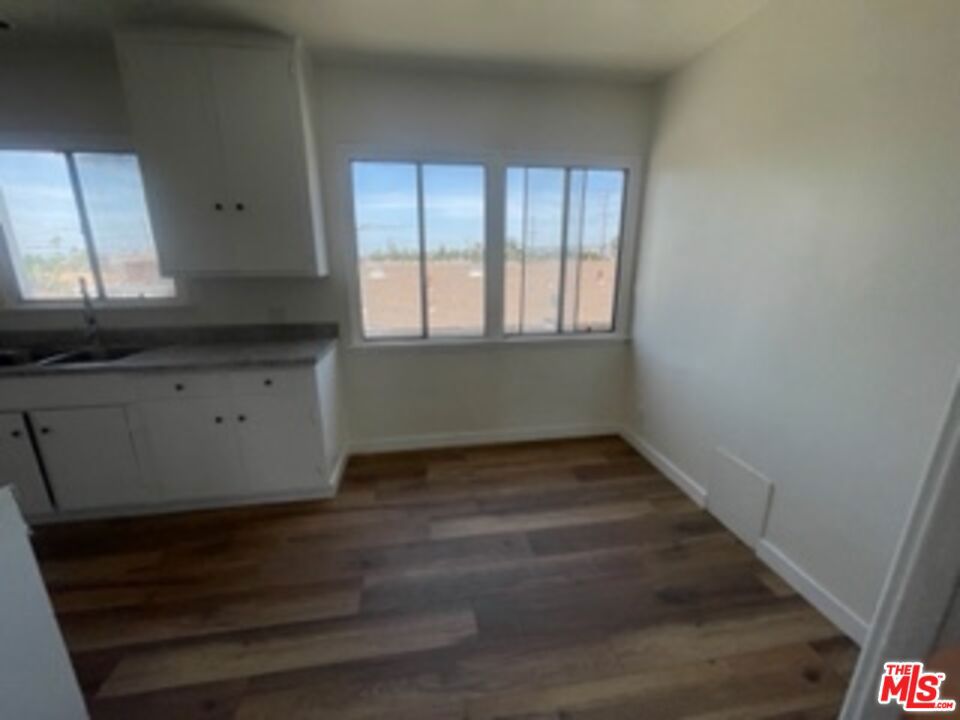 735 W Imperial Highway Property Photo 3