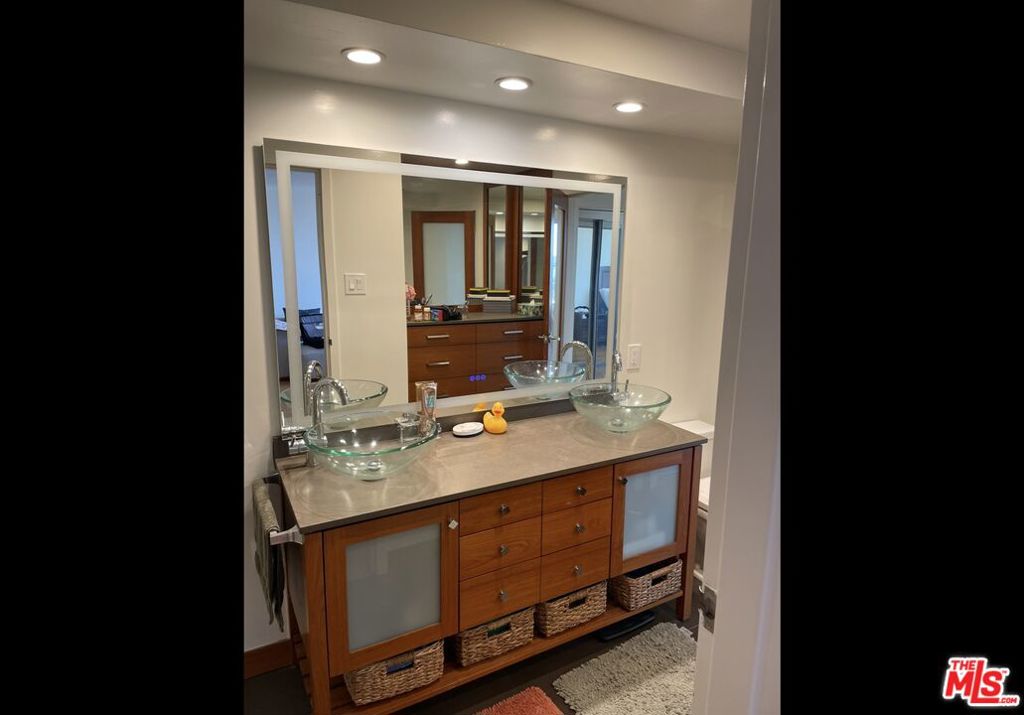 4314 Marina City Drive 126 Property Photo 12