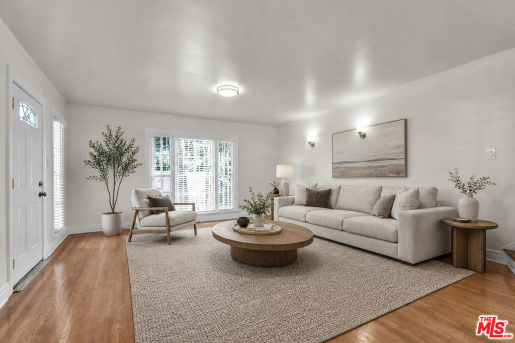 419 N. N Van Ness Avenue Property Photo 19