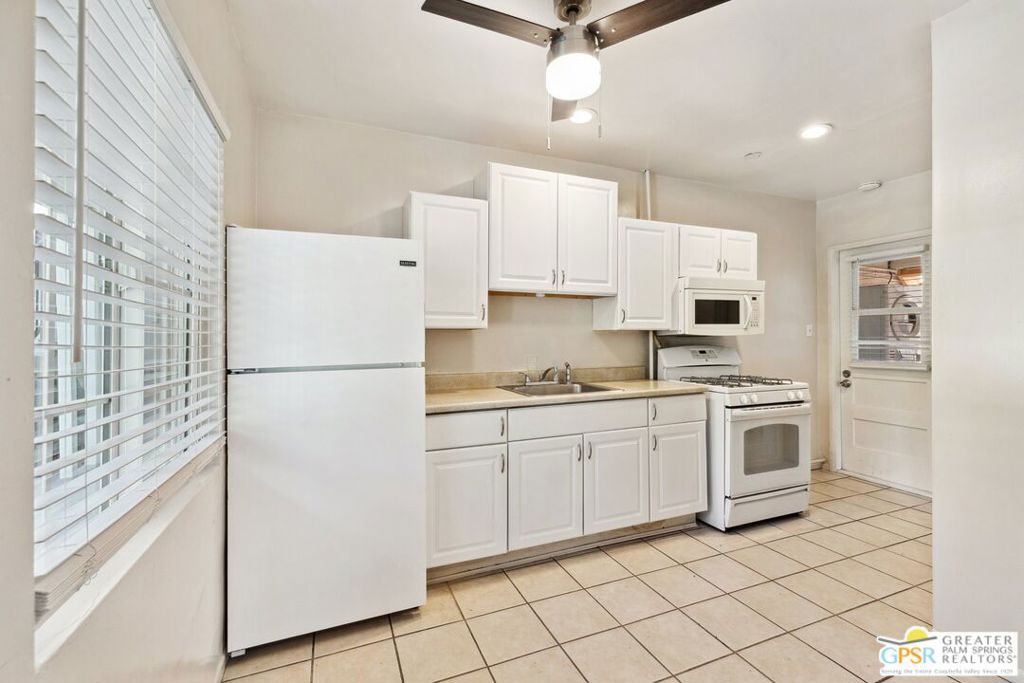 1674 S Via Salida 2 Property Photo 19
