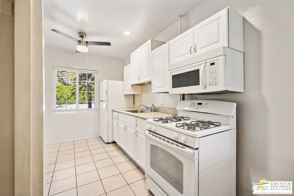 1674 S Via Salida 2 Property Photo 22