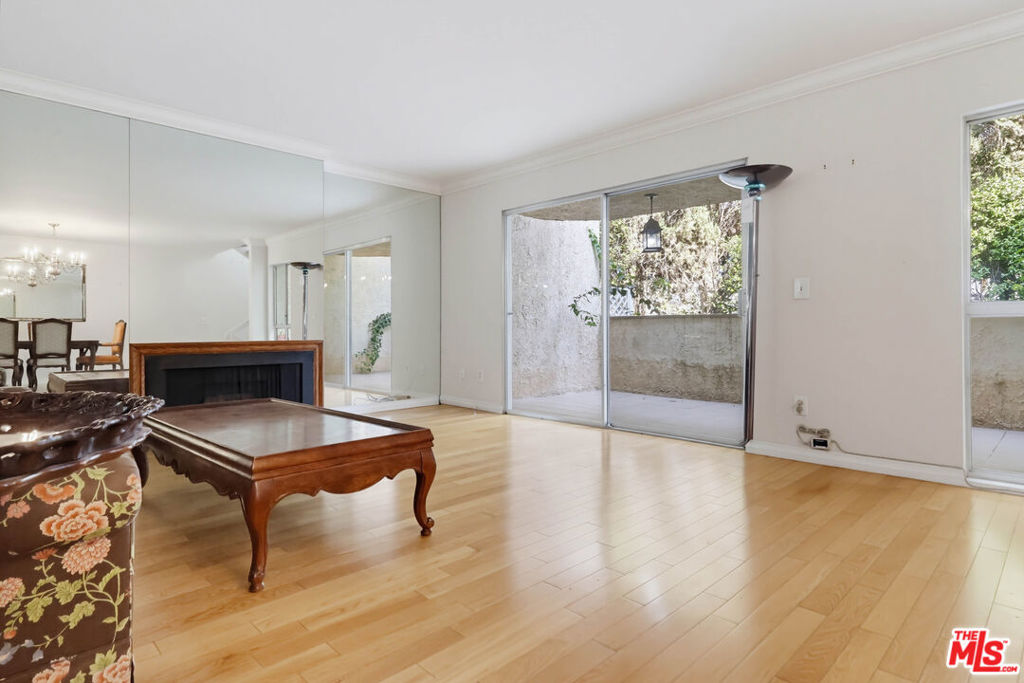5339 Coldwater Canyon Avenue B Property Photo 10