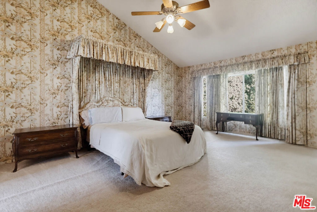 5339 Coldwater Canyon Avenue B Property Photo 20