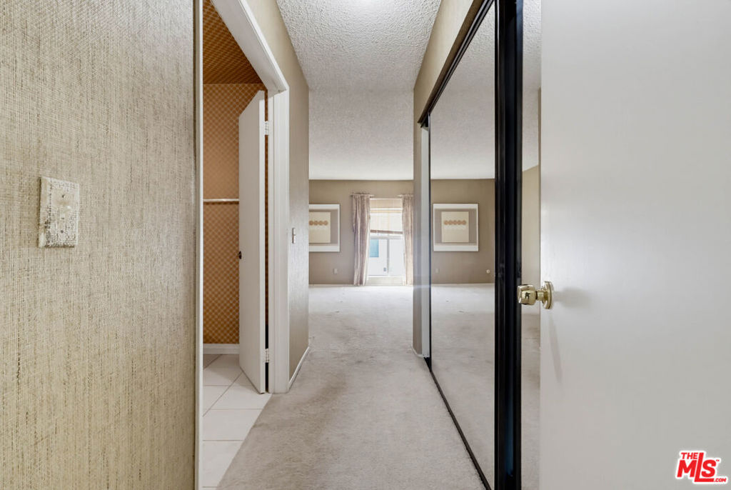 5339 Coldwater Canyon Avenue B Property Photo 25