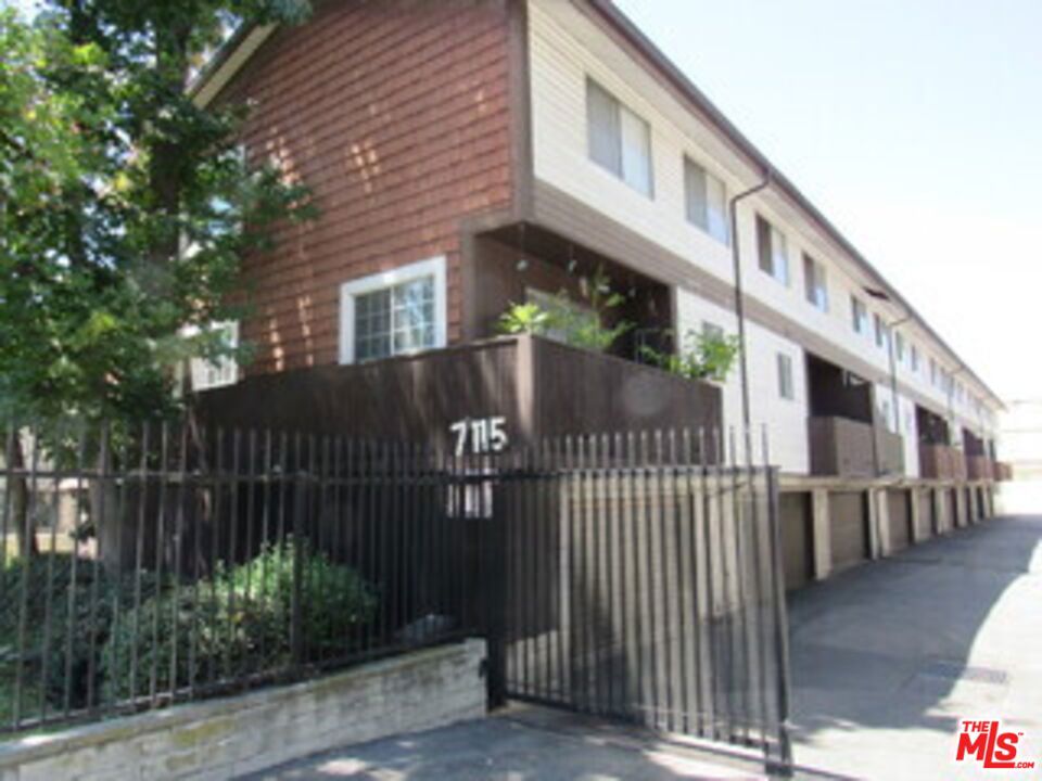7115 Etiwanda Avenue 18 Property Photo 1