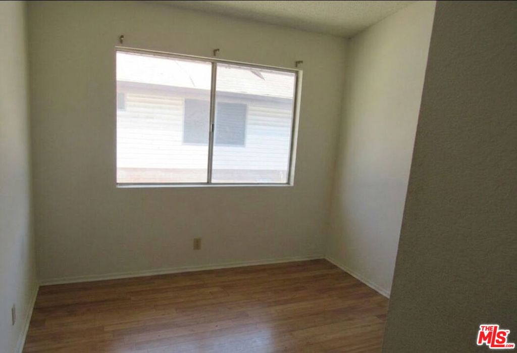 7115 Etiwanda Avenue 18 Property Photo 4