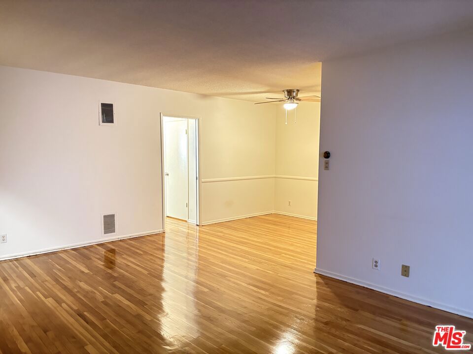 1331 N GARDNER Street 7 Property Photo 1