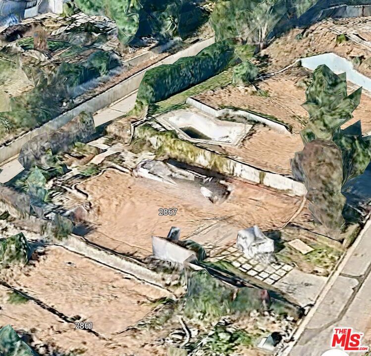 2867 Windfall Avenue Property Photo 1