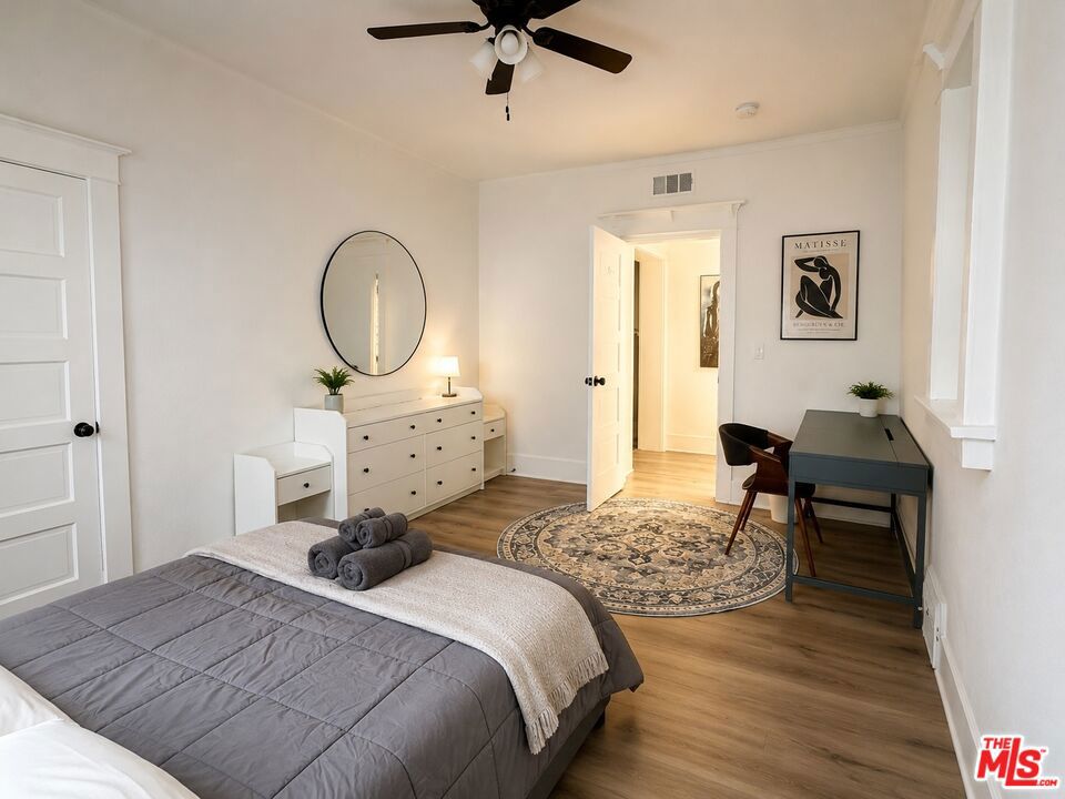 6136 Carlos Avenue Property Photo 25