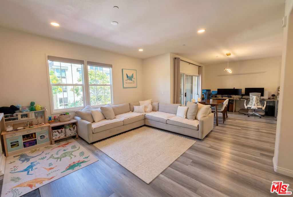 13080 Pacific 317 Property Photo 4
