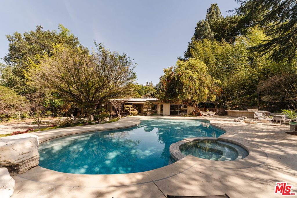 3493 Valley Meadow Road Property Photo 10