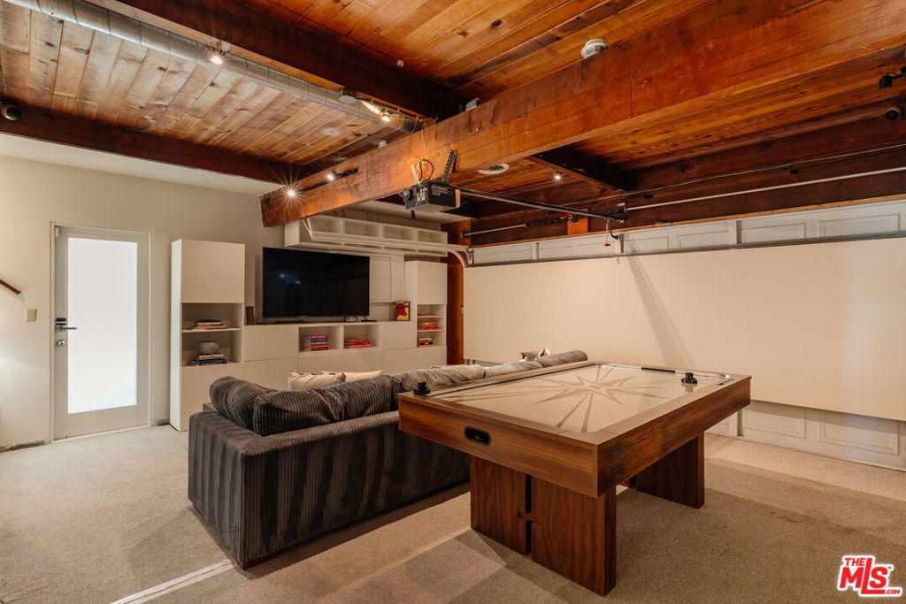 3493 Valley Meadow Road Property Photo 32