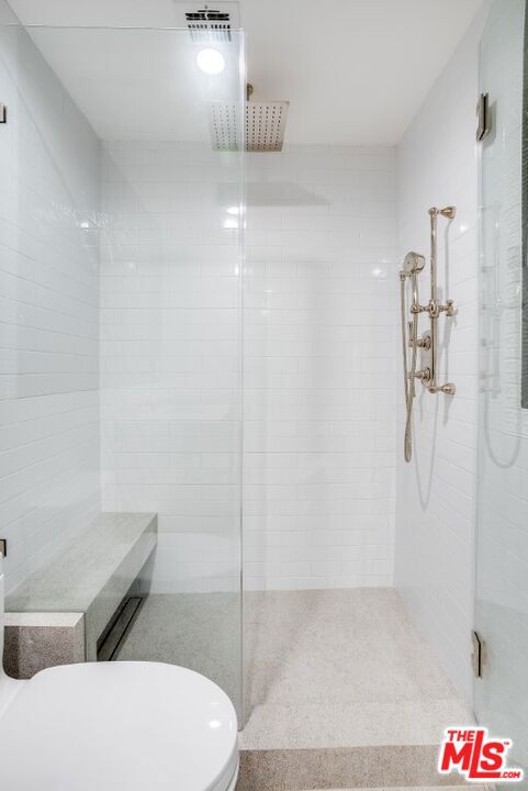 10433 Wilshire Boulevard 405 Property Photo 23