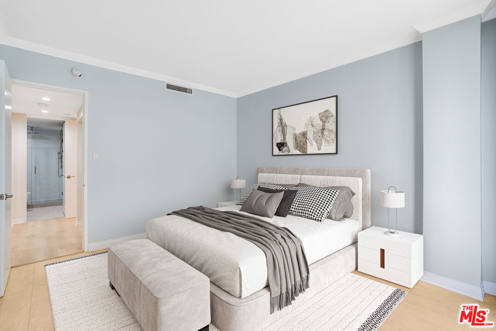 10433 Wilshire Boulevard 405 Property Photo 28