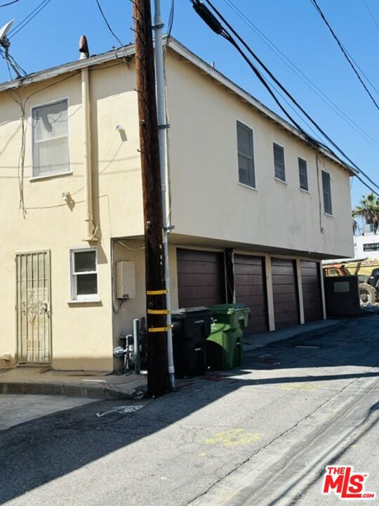 1223 14th Street Property Photo 6