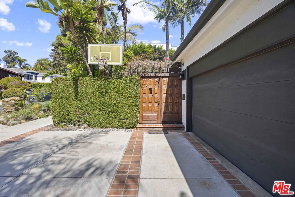 540 Dryad Road Property Photo 4