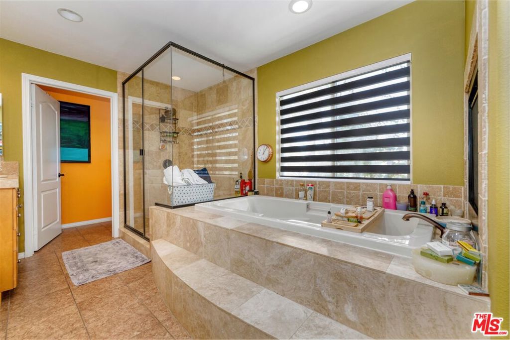 7636 Balasiano Avenue Property Photo 21