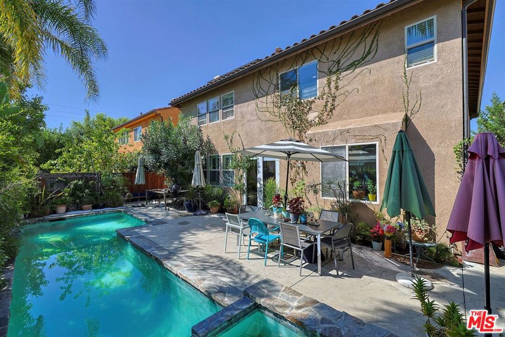 7636 Balasiano Avenue Property Photo 29