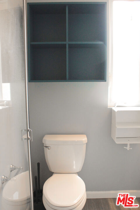 1259 W 36th Place Property Photo 23