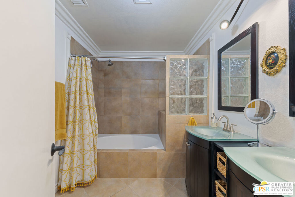280 S Avenida Caballeros 108 Property Photo 15