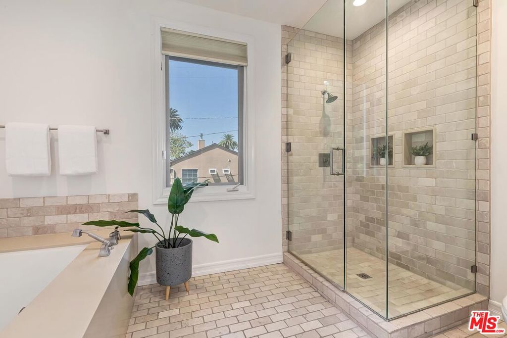 2890 Forrester Drive Property Photo 44