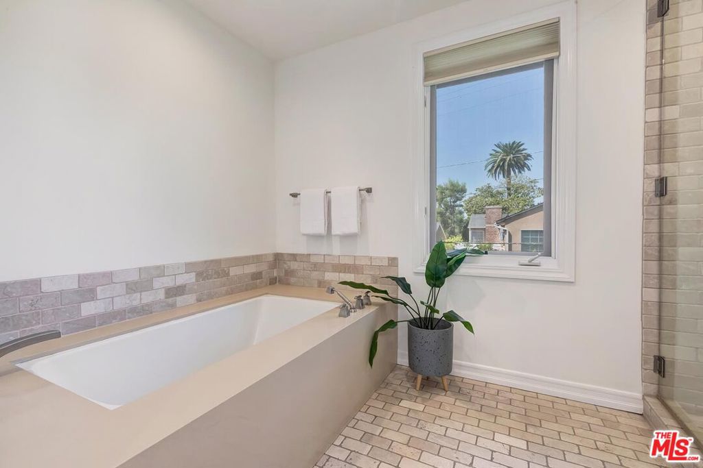 2890 Forrester Drive Property Photo 45