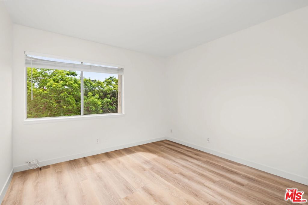 1831 Prosser Avenue 208 Property Photo 13