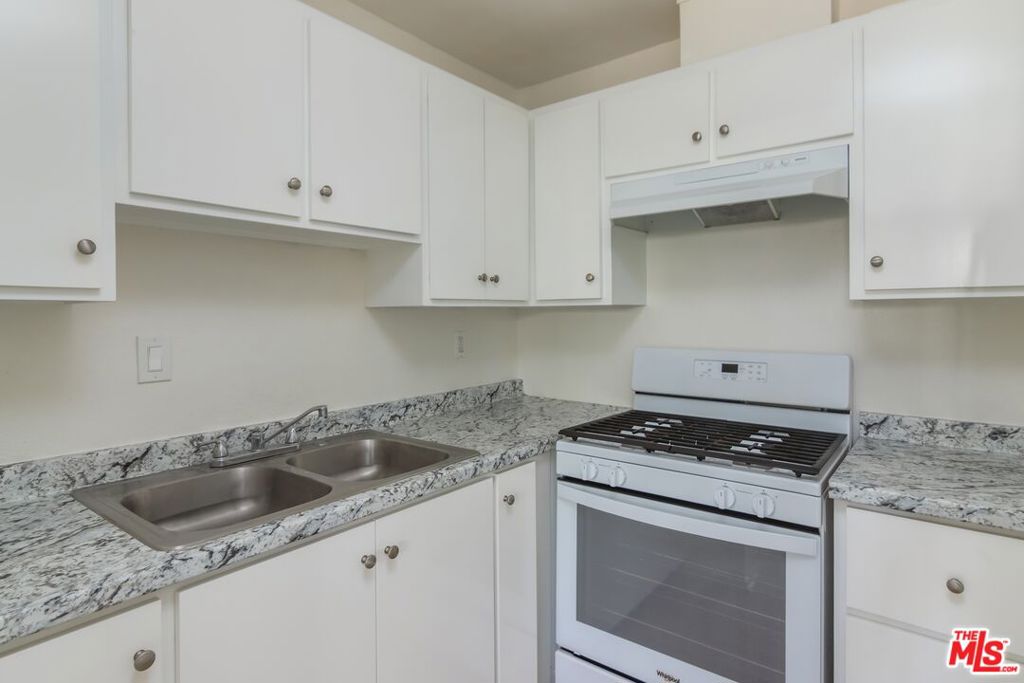 819 Wright Avenue Property Photo 18
