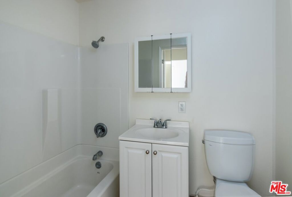 819 Wright Avenue Property Photo 23