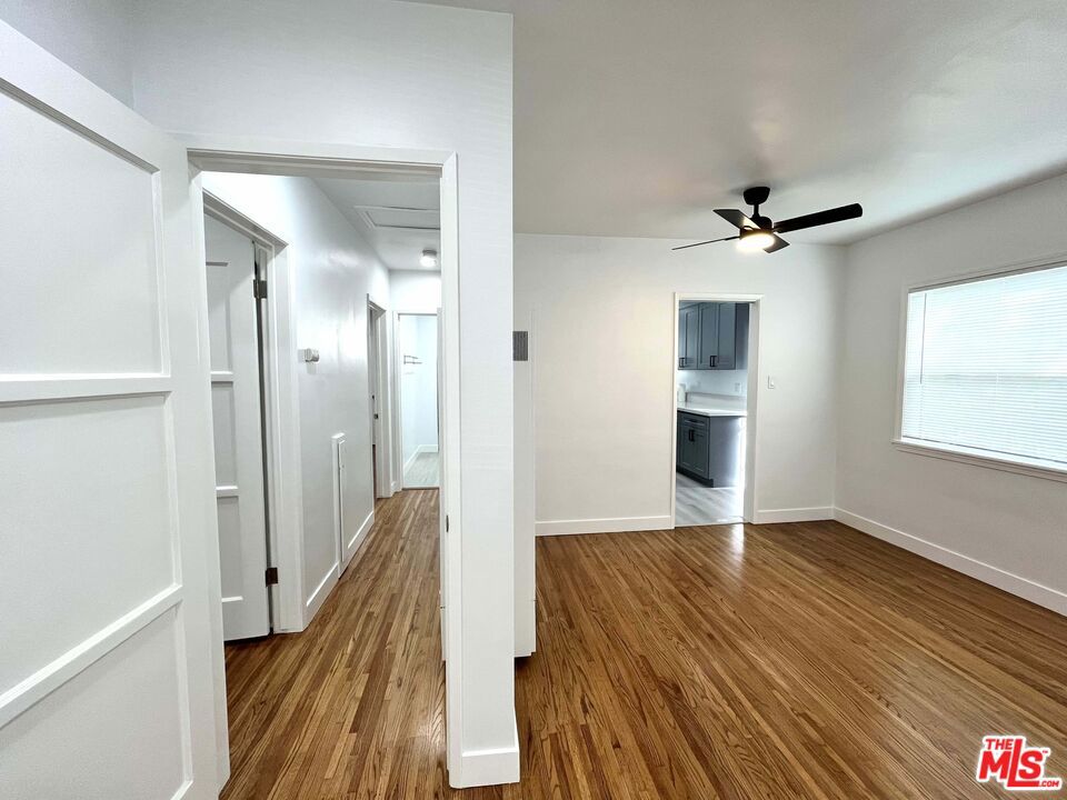 11768 Gateway Boulevard Property Photo 9
