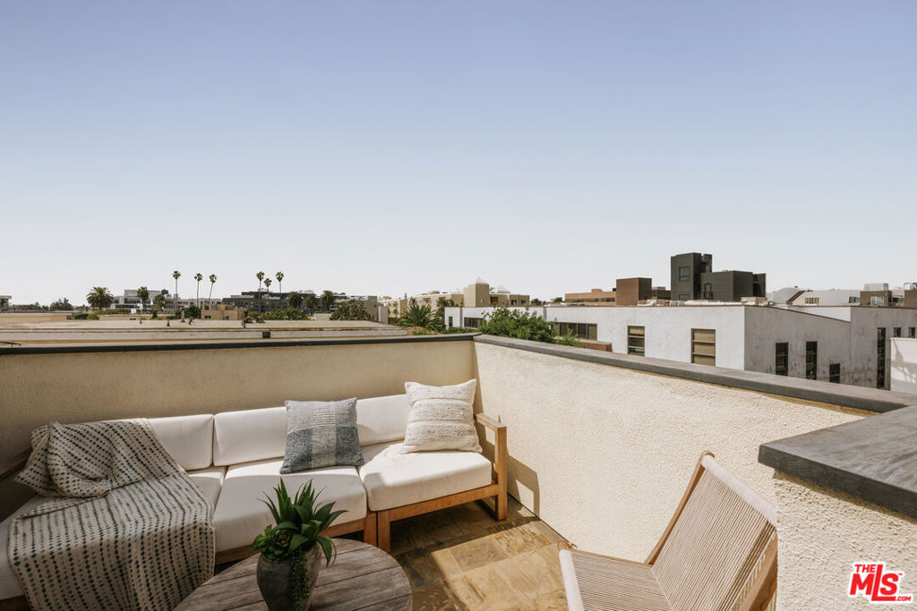 1524 11th Street E Property Photo 25