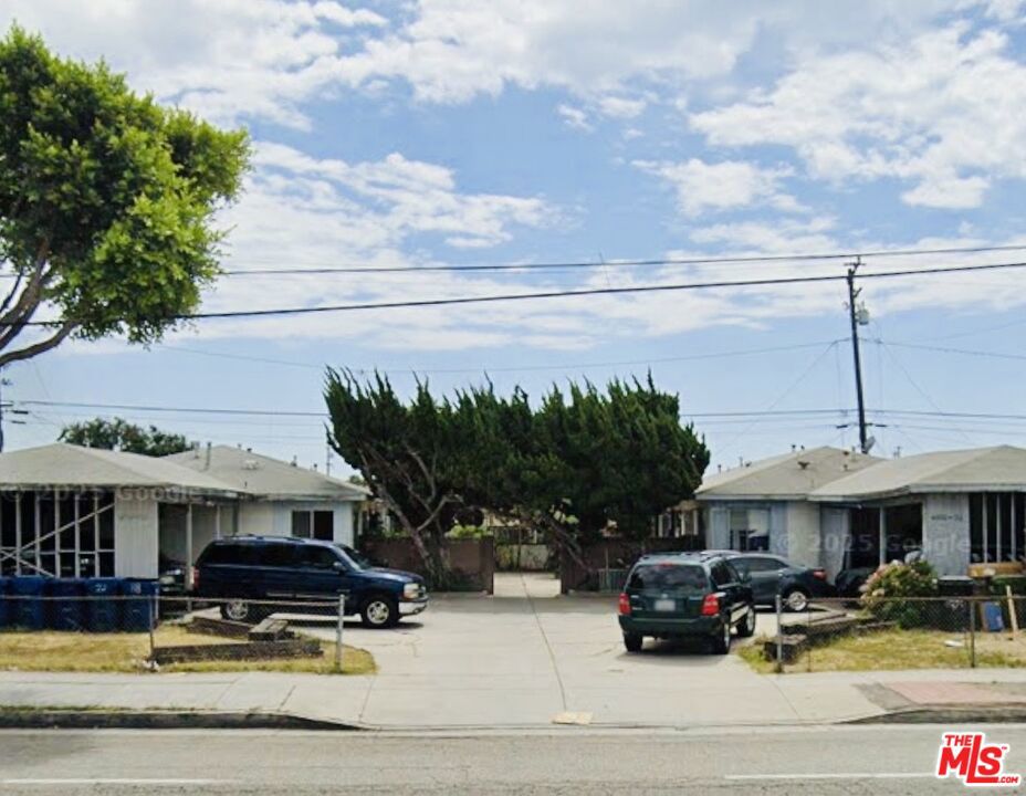 4920 W El Segundo Boulevard Property Photo 4