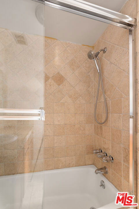 1000 S Westgate Avenue 312 Property Photo 27