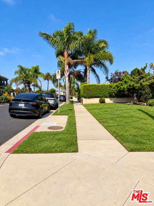 12498 Rubens Avenue Property Photo 2