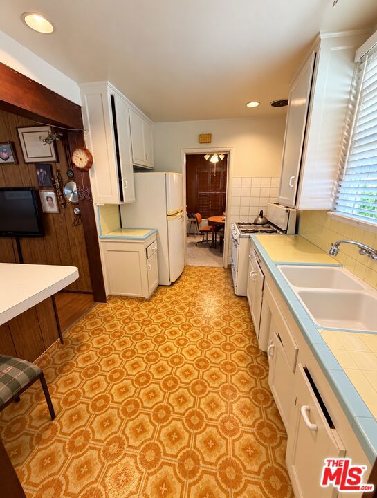 12498 Rubens Avenue Property Photo 6