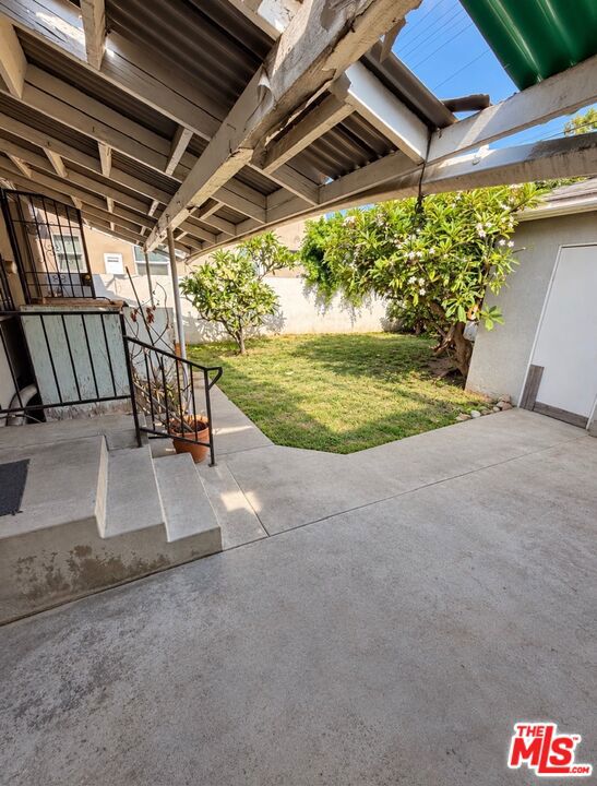 12498 Rubens Avenue Property Photo 11